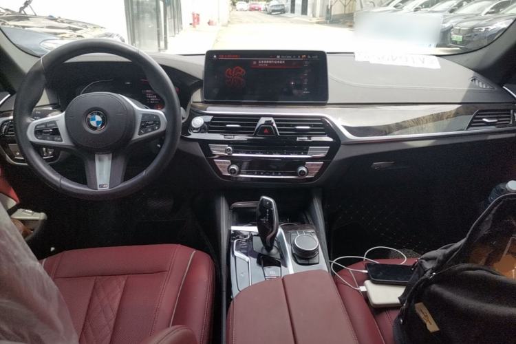 Used BMW 5 Series 2022 Restyled 525Li M Sport Package Center Console