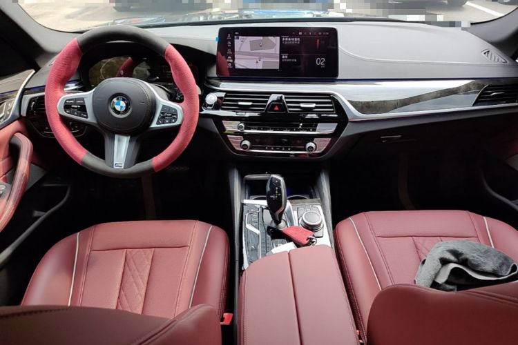 Used BMW 5 Series 2022 Restyled 525Li M Sport Package Center Console