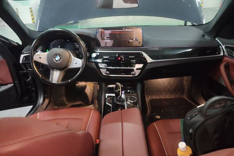 Used BMW 5 Series 2022 Restyled 525Li M Sport Package Center Console