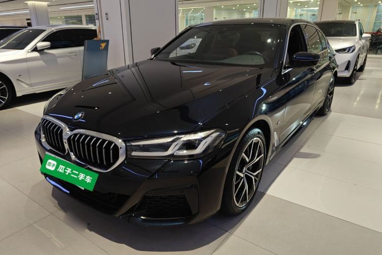 Used BMW 5 Series 2022 Second Facelift 530Li Luxury Version M Sport Package Guazi used car, China used car export, Used car for sale, Used cars, Cheapest cars for sale