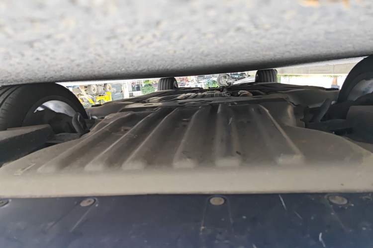 Used BMW 5 Series 2022 530Li Leading Model M Sport Package Chassis Front