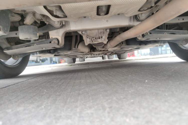 Used BMW 5 Series 2022 Second Facelift 525Li M Sport Package Chassis Front