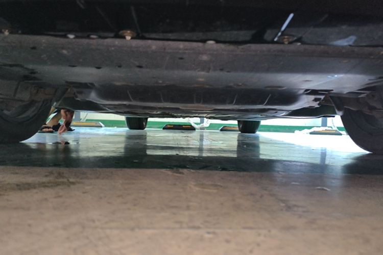 Used BMW 5 Series 2022 Restyled 525Li M Sport Package Chassis Front
