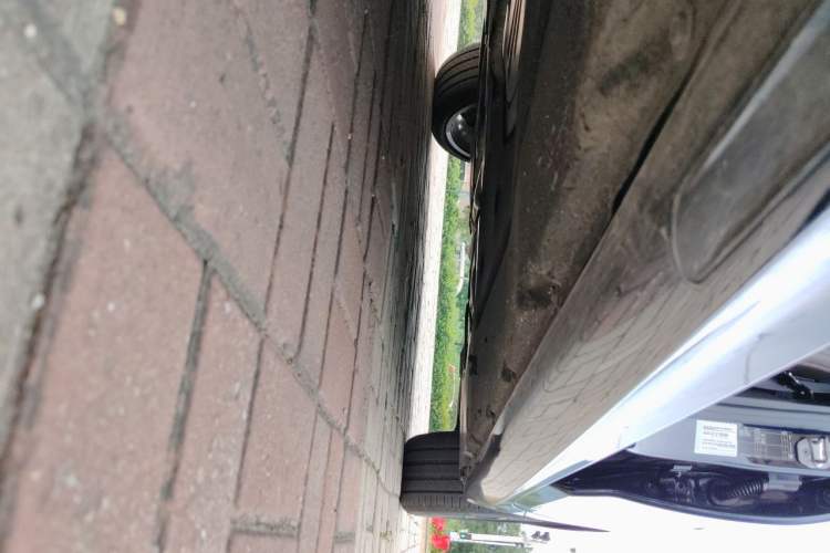 Used BMW 5 Series 2022 Second Facelift 530Li Luxury Version M Sport Package Chassis Front Left