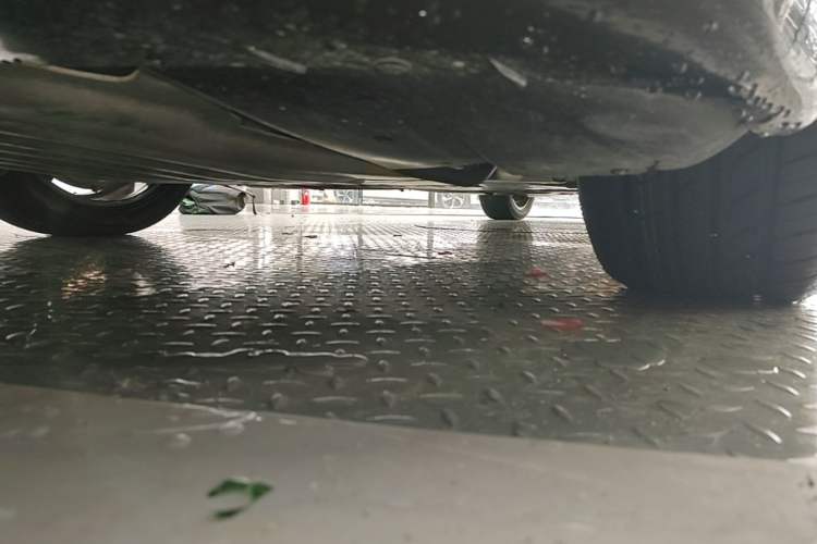 Used BMW 5 Series 2022 530Li Leading Luxury Package Chassis Front Left