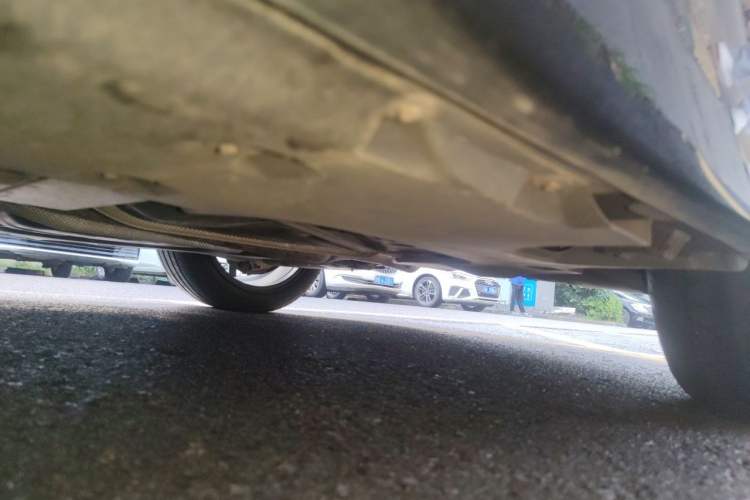 Used BMW 5 Series 2022 525Li M Sport Package Chassis Front Left