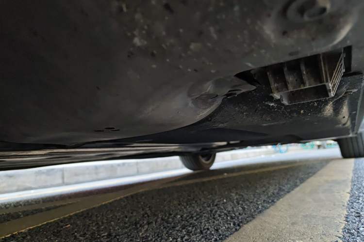 Used BMW 5 Series 2022 Second Facelift 525Li M Sport Package Chassis Front Left