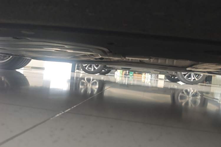 Used BMW 5 Series 2022 Restyled 525Li Luxury Package Chassis Front Left