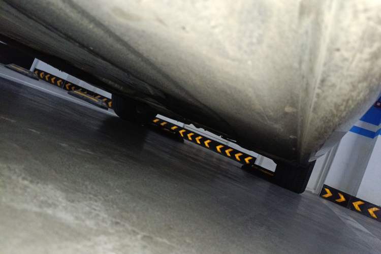 Used BMW 5 Series 2022 Second Facelift 525Li M Sport Package Chassis Front Left