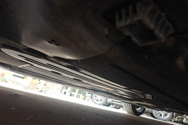 Used BMW 5 Series 2022 530Li Leading Model M Sport Package Chassis Front Left