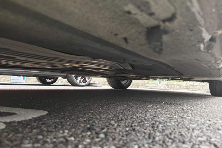 Used BMW 5 Series 2022 Restyled 530Li Leading Edition M Sport Package Chassis Front Left