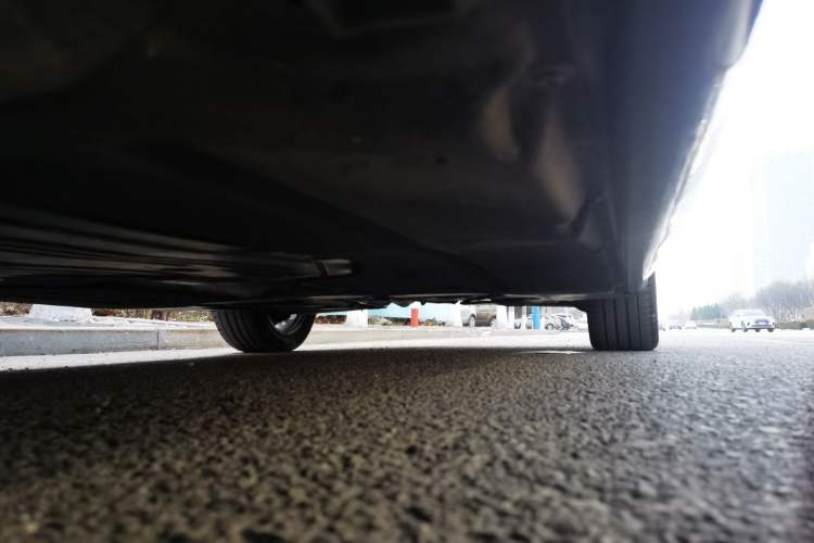 Used BMW 5 Series 2022 Second Facelift 525Li M Sport Package Chassis Front Left