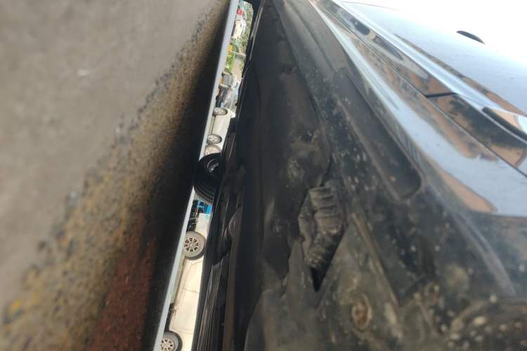 Used BMW 5 Series 2022 Restyled 525Li M Sport Package Chassis Front Right