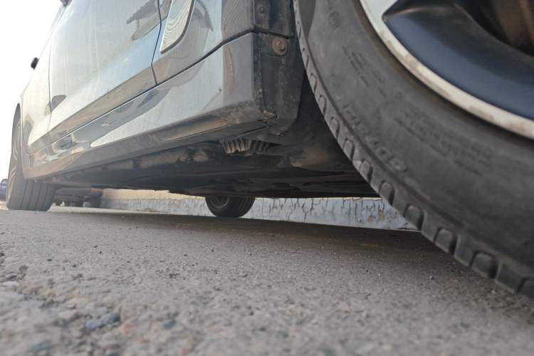 Used BMW 5 Series 2022 Updated 530Li Leading Edition Luxury Package Chassis Front Right