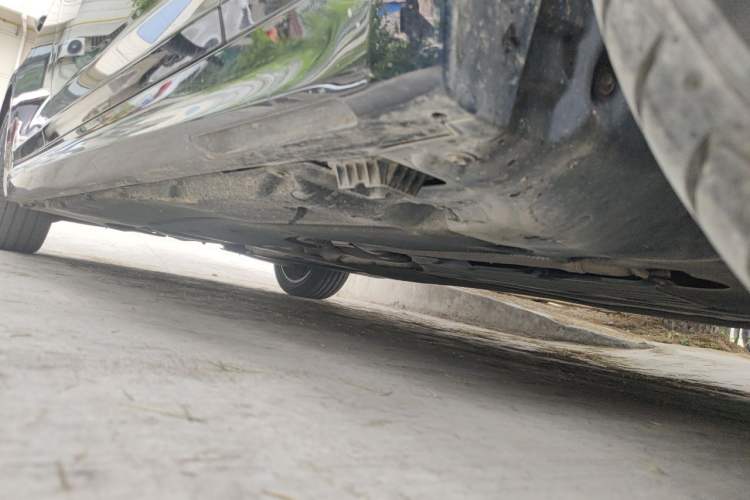 Used BMW 5 Series 2022 Second Facelift 525Li M Sport Package Chassis Front Right