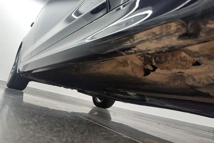 Used BMW 5 Series 2022 Restyled 525Li M Sport Package Chassis Front Right