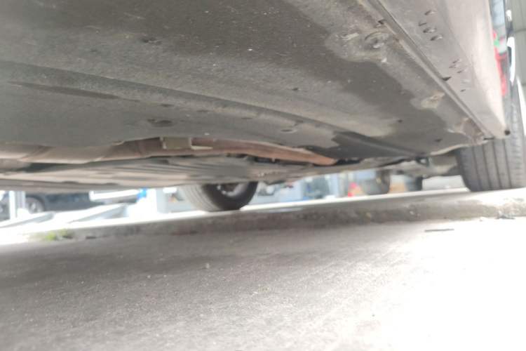 Used BMW 5 Series 2022 Second Facelift 525Li M Sport Package Chassis Front Right