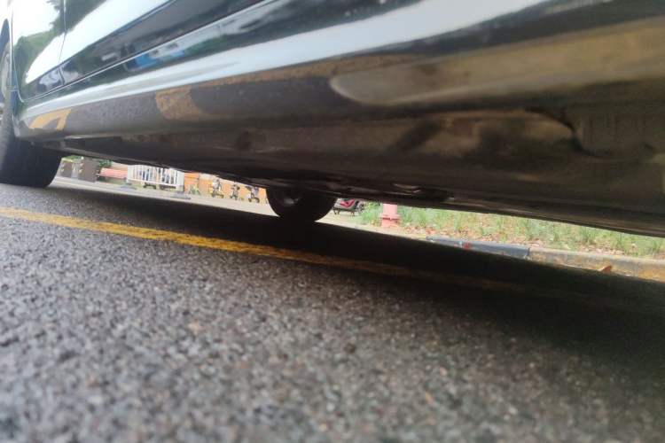 Used BMW 5 Series 2022 525Li M Sport Package Chassis Front Right