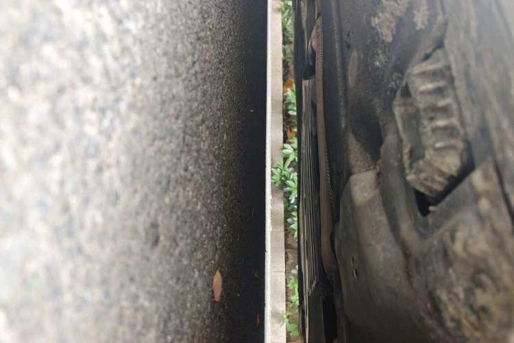 Used BMW 5 Series 2022 525Li M Sport Package Chassis Front Right
