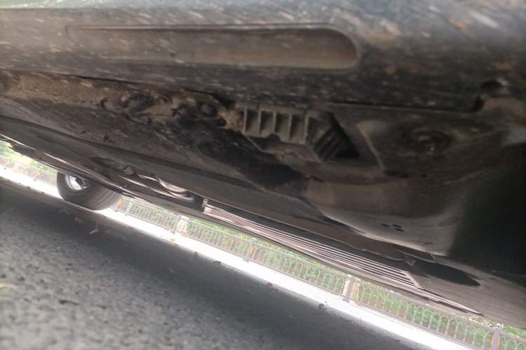 Used BMW 5 Series 2022 Restyled 525Li M Sport Package Chassis Front Right