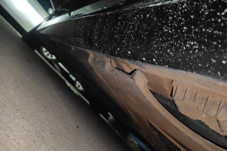 Used BMW 5 Series 2022 Second Facelift 530Li Luxury Version M Sport Package Chassis Front Right