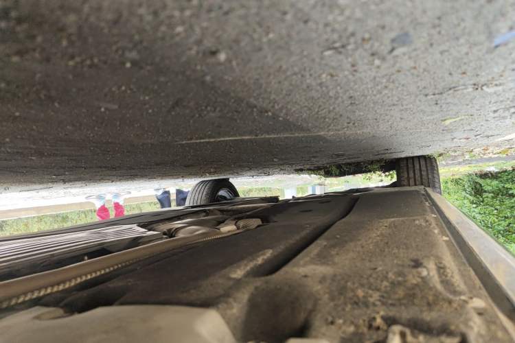Used BMW 5 Series 2022 Second Facelift 525Li M Sport Package Chassis Front Right