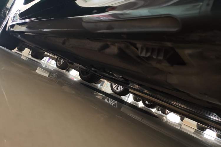 Used BMW 5 Series 2022 Revised Version 3 530Li Luxury Edition M Sport Package Chassis Front Right