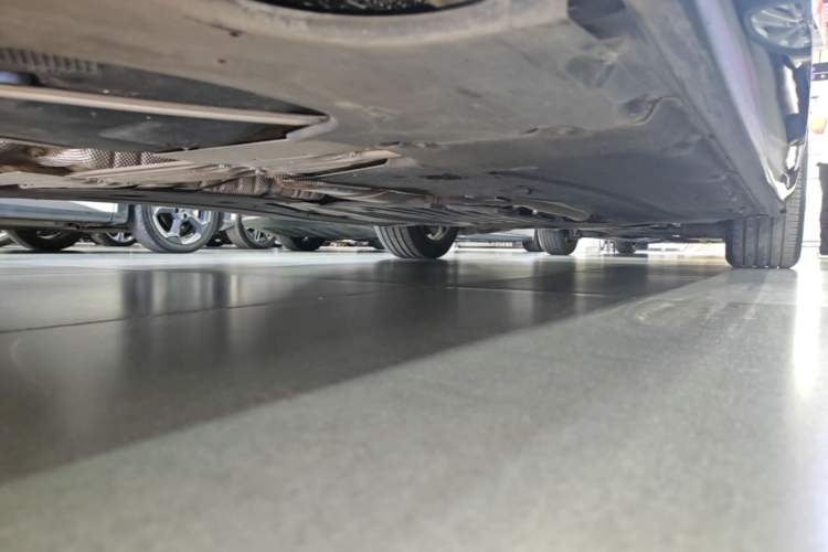 Used BMW 5 Series 2022 Second Facelift 525Li M Sport Package Chassis Rear Right