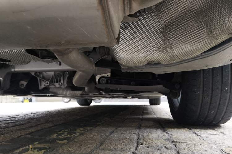Used BMW 5 Series 2022 Restyled 525Li M Sport Package Chassis Rear Right