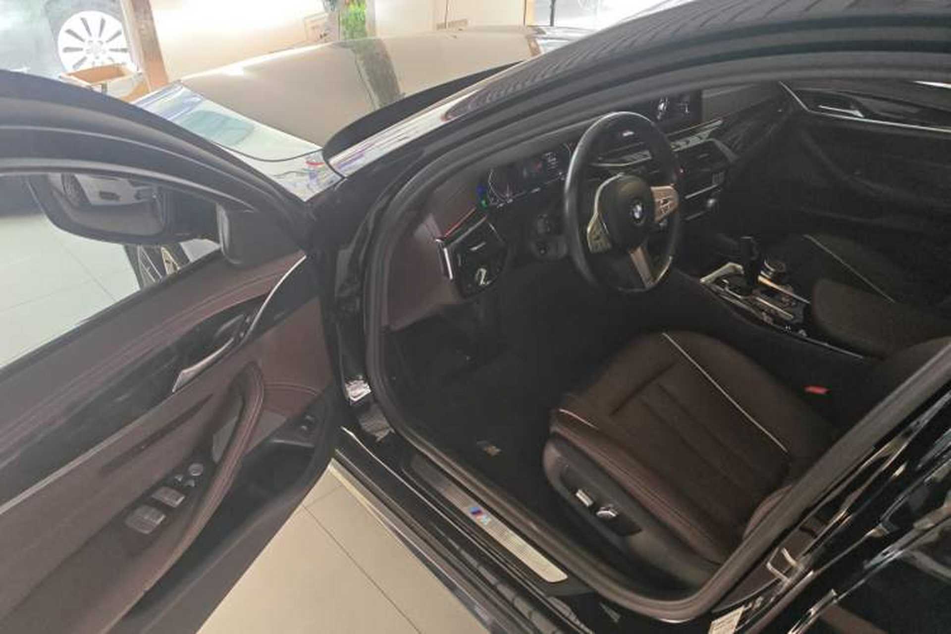 Used BMW 5 Series 2022 Second Facelift 525Li M Sport Package Driver Seat
