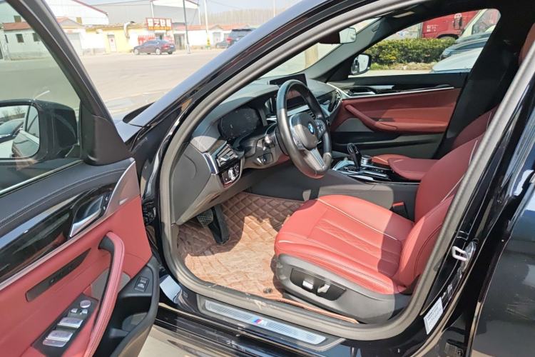 Used BMW 5 Series 2022 Second Facelift 525Li M Sport Package Driver Seat