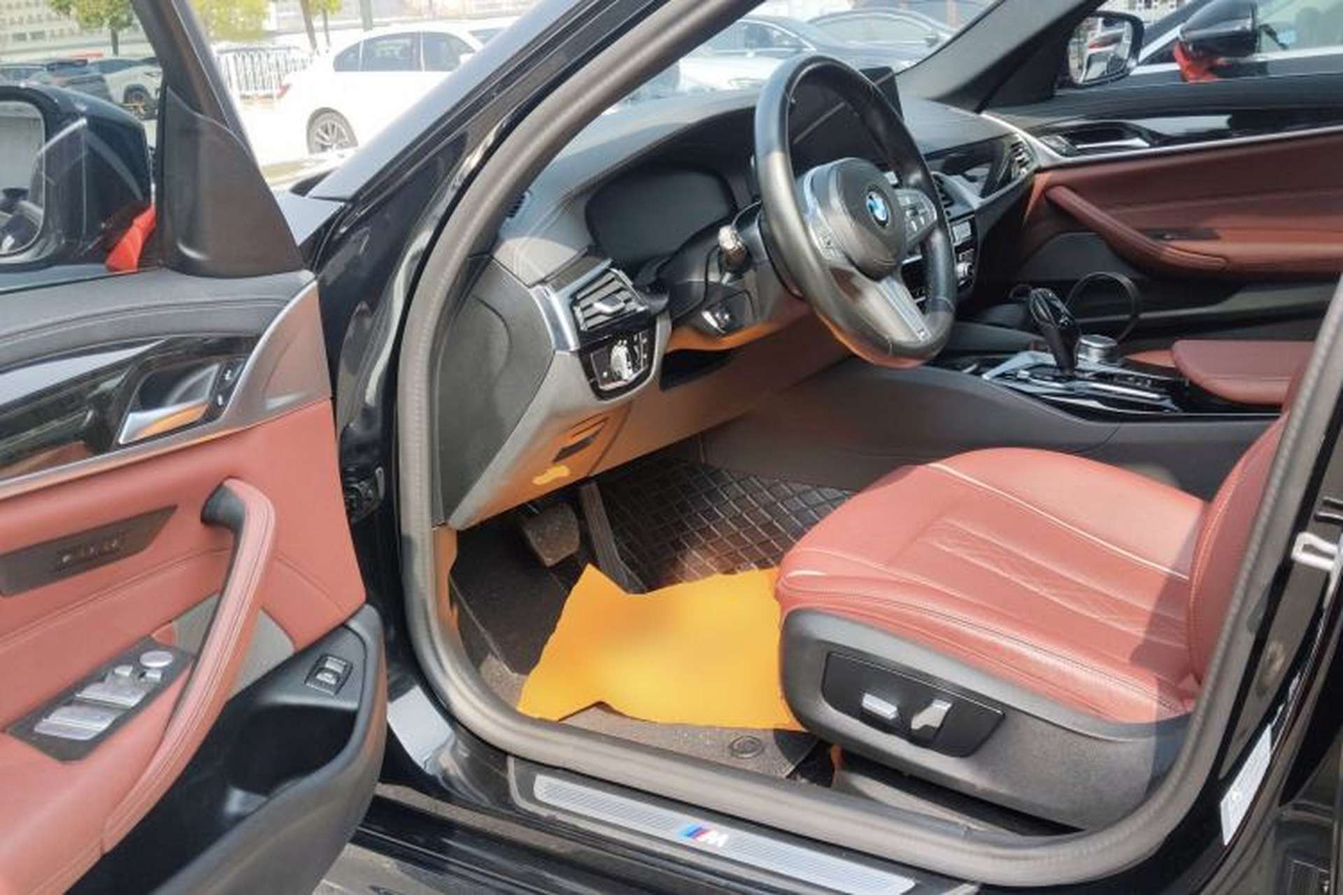 Used BMW 5 Series 2022 Second Facelift 525Li M Sport Package Driver Seat
