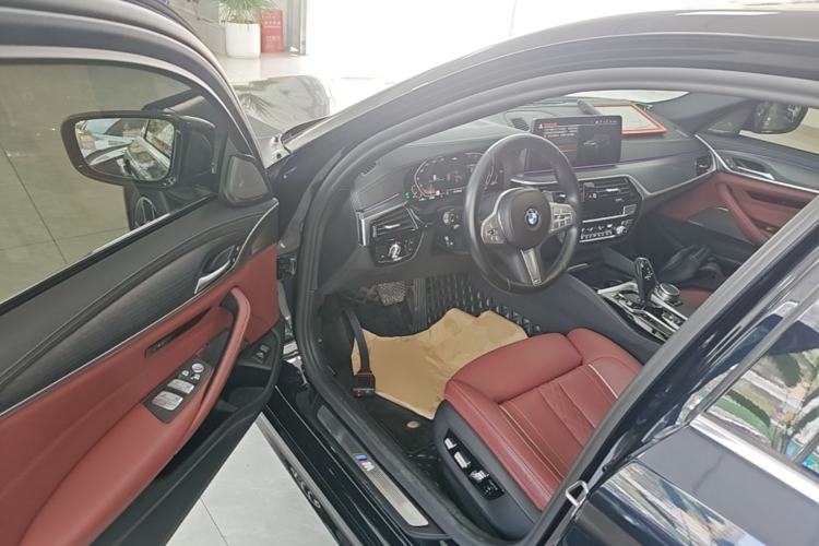Used BMW 5 Series 2022 Revised Version 3 530Li Luxury Edition M Sport Package Driver Seat