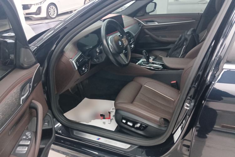Used BMW 5 Series 2022 Revised Version 3 530Li Luxury Edition M Sport Package Driver Seat