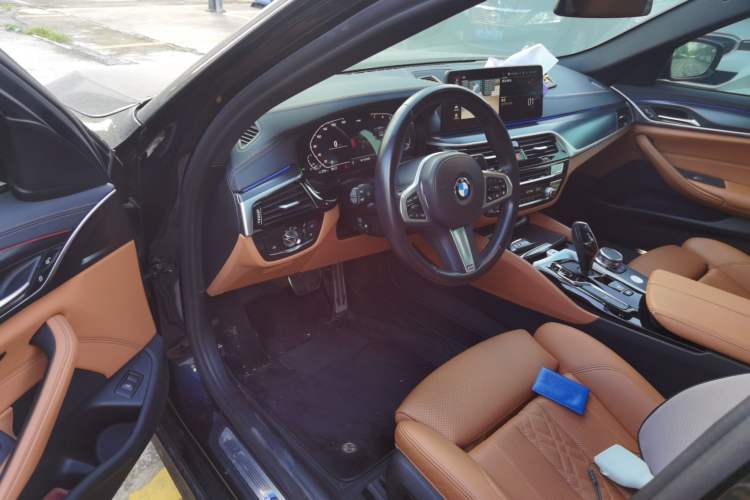Used BMW 5 Series 2022 Restyled 525i M Sport Package Driver Seat