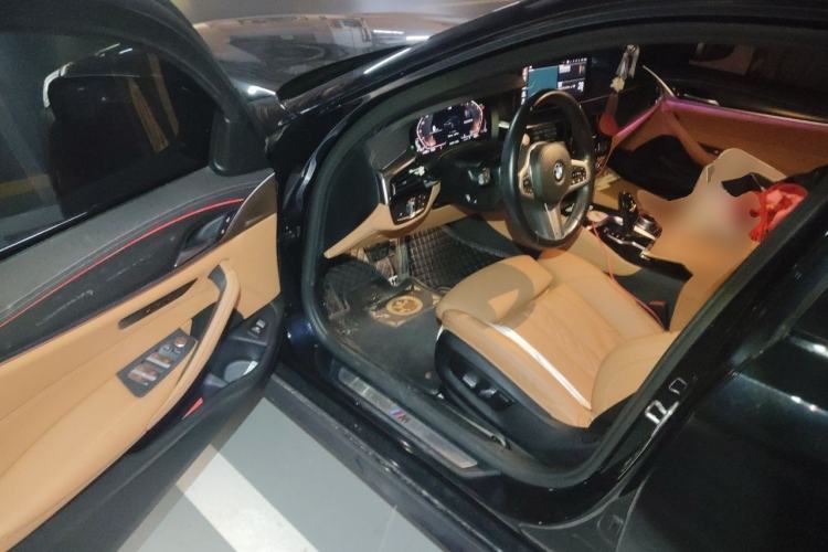 Used BMW 5 Series 2022 Restyled 525i M Sport Package Driver Seat