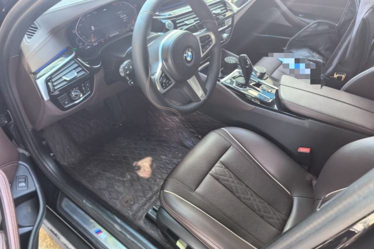 Used BMW 5 Series 2022 Second Facelift 525Li M Sport Package Driver Seat