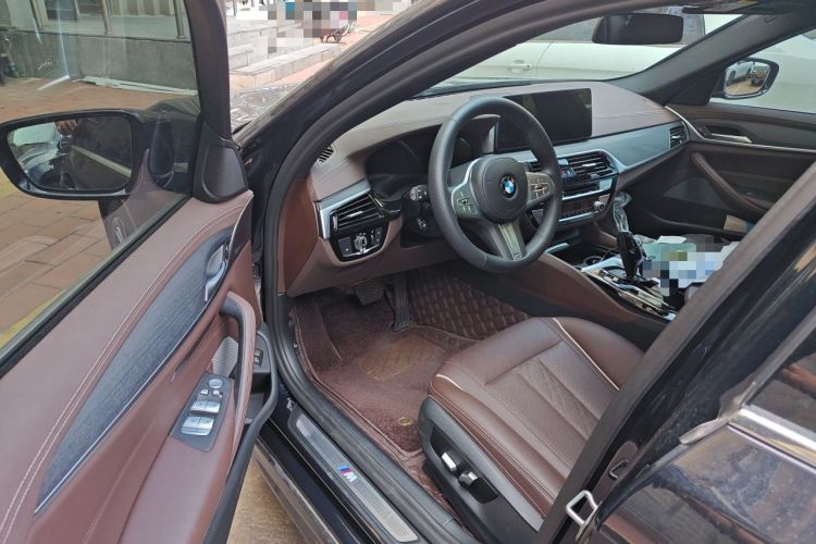 Used BMW 5 Series 2022 Second Facelift 530Li Leading Edition Luxury Package Driver Seat