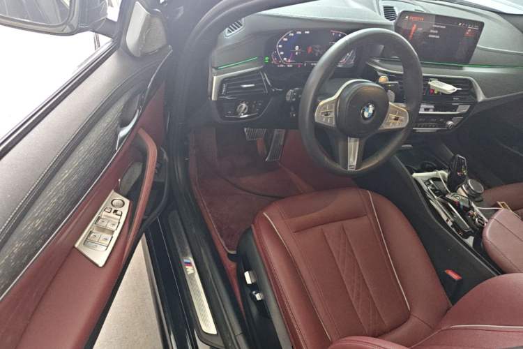 Used BMW 5 Series 2022 Second Facelift 530Li Leading Edition M Sport Package Driver Seat