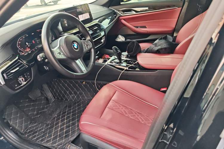 Used BMW 5 Series 2022 Second Facelift 525Li M Sport Package Driver Seat