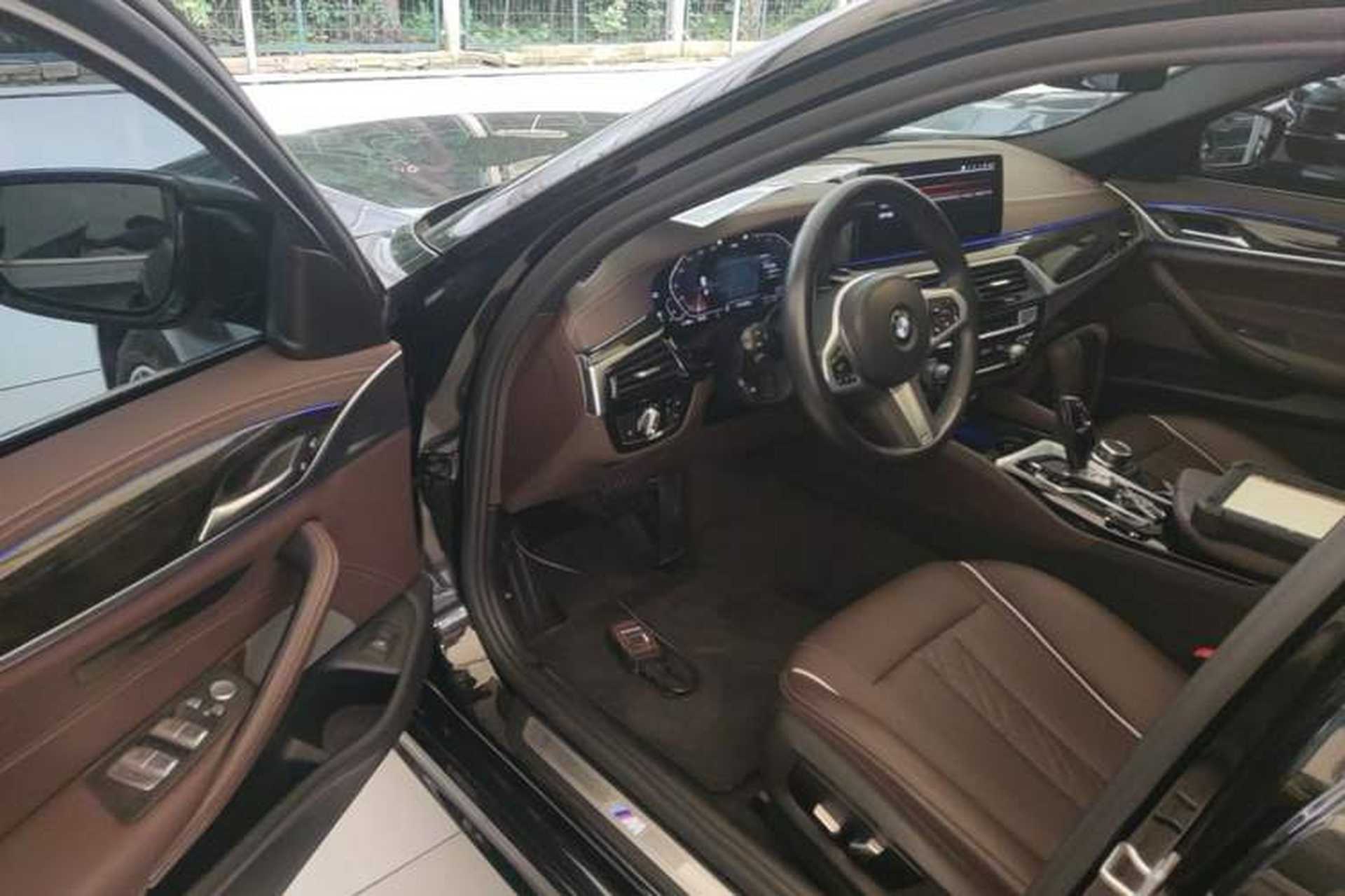 Used BMW 5 Series 2022 Restyled 525Li M Sport Package Driver Seat