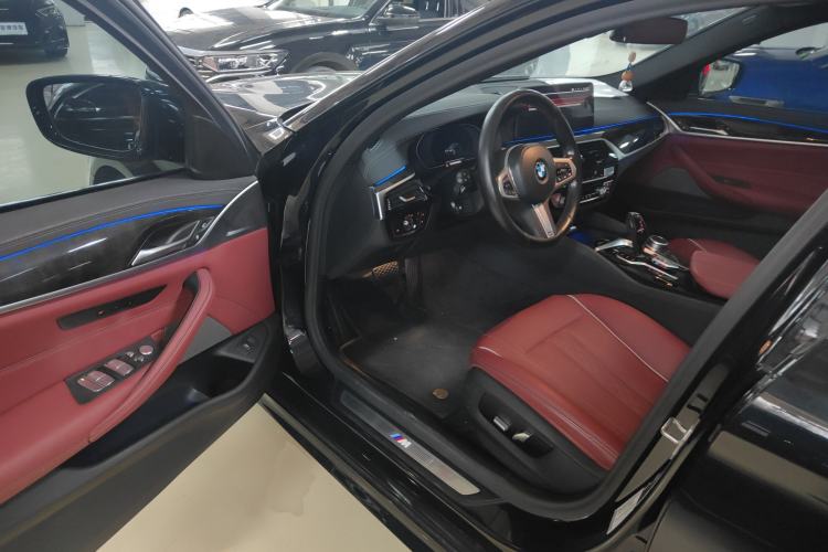 Used BMW 5 Series 2022 Second Facelift 525Li M Sport Package Driver Seat
