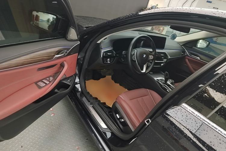 Used BMW 5 Series 2022 530Li Leading Luxury Package Driver Seat