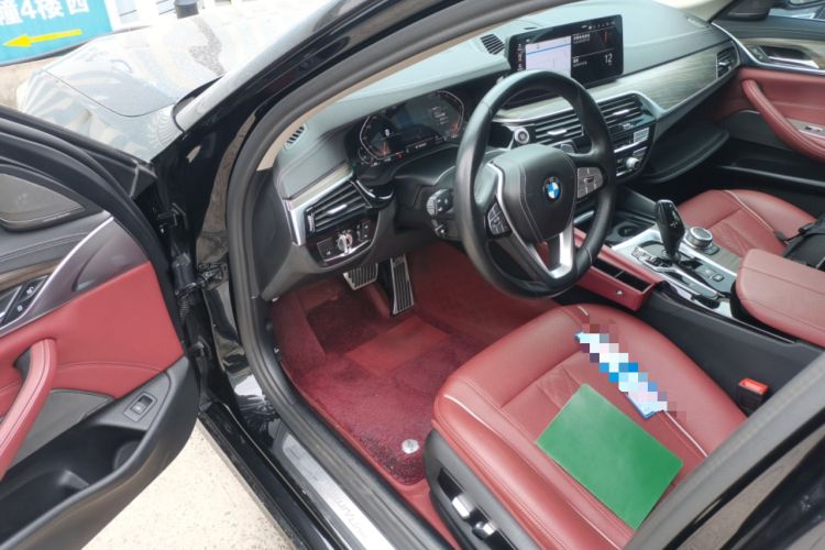 Used BMW 5 Series 2022 Updated 530Li Leading Edition Luxury Package Driver Seat