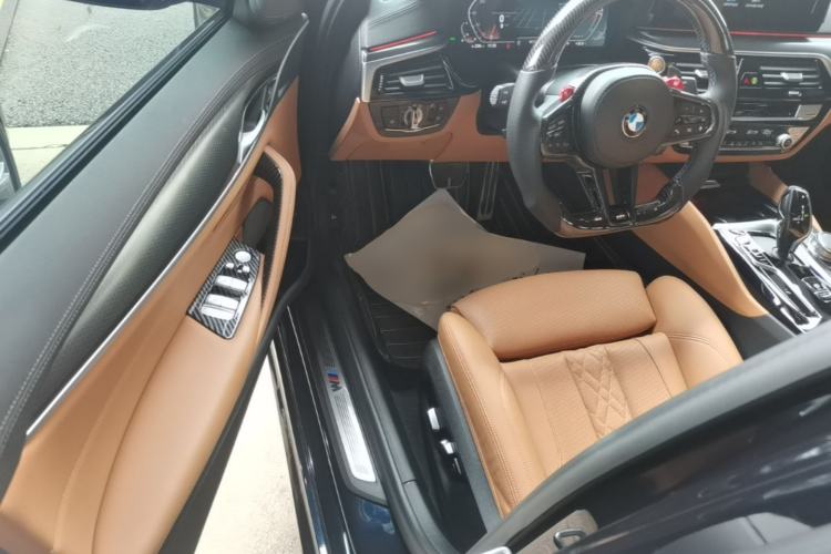 Used BMW 5 Series 2022 Second Facelift 530i M Sport Package Driver Seat