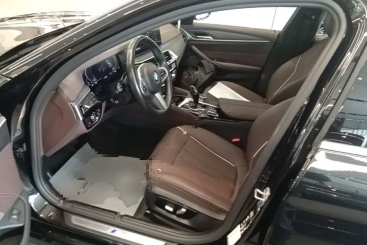 Used BMW 5 Series 2022 530Li xDrive M Sport Package Driver Seat