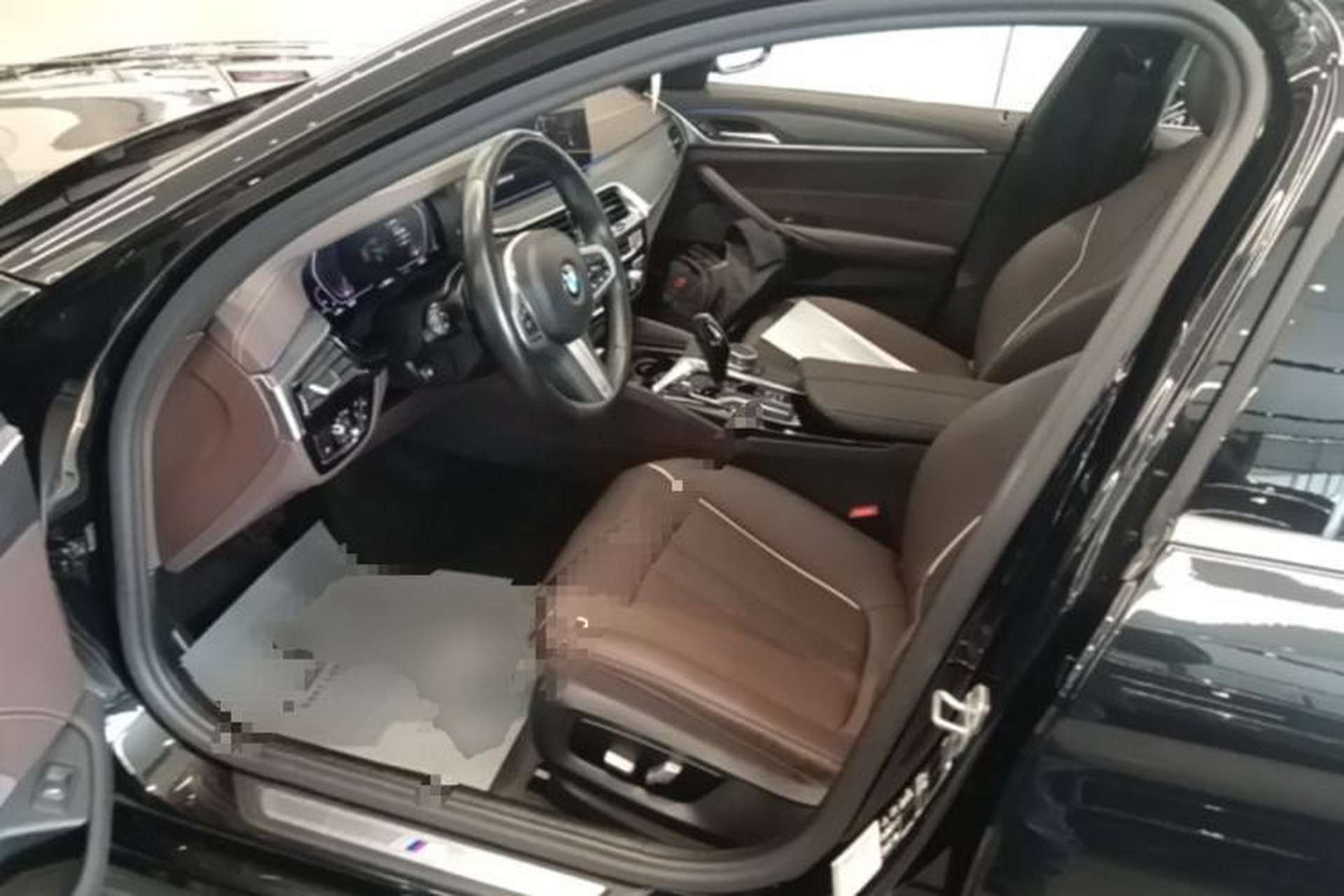 Used BMW 5 Series 2022 530Li xDrive M Sport Package Driver Seat