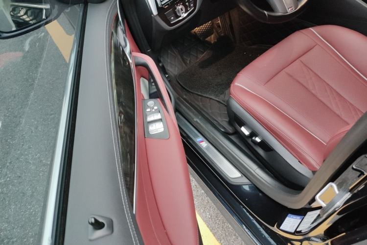 Used BMW 5 Series 2022 Second Facelift 525Li M Sport Package Driver Seat