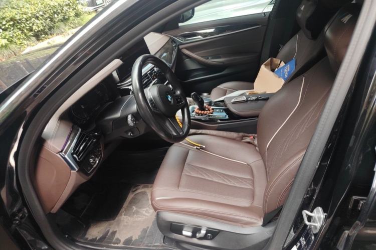 Used BMW 5 Series 2022 Restyled 525Li M Sport Package Driver Seat