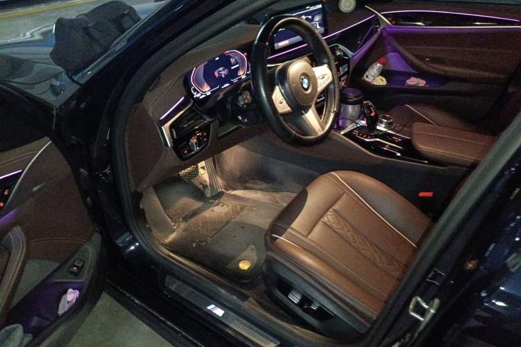 Used BMW 5 Series 2022 Second Facelift 525Li M Sport Package Driver Seat